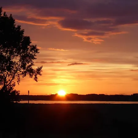 Apartamento Gut Rattelvitz, Parterre B Mitte Gingst