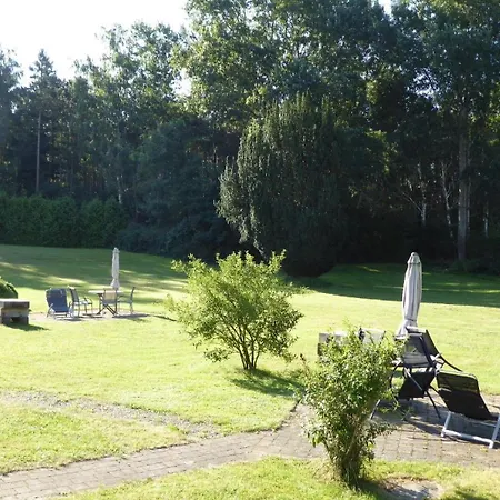 Gut Rattelvitz, Parterre B Mitte Apartamento *