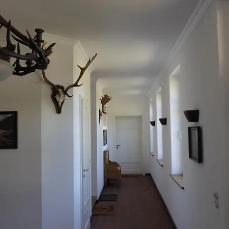 Gut Rattelvitz, Parterre B Mitte