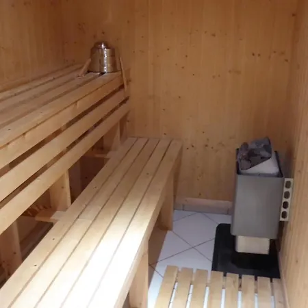 Gut Rattelvitz, Parterre B Mitte